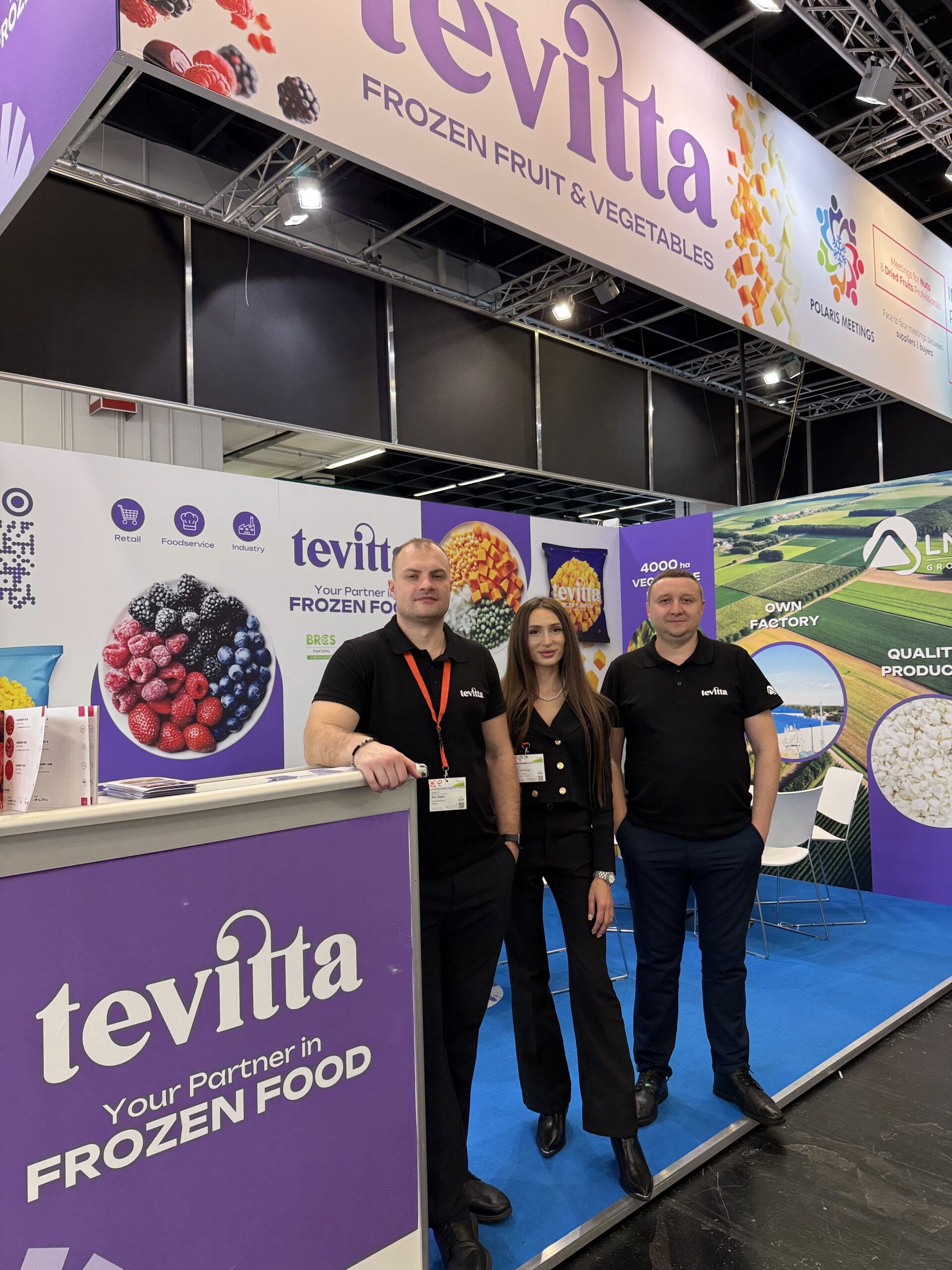 Команда Tevitta на стенді виставки Anuga / Gulfood